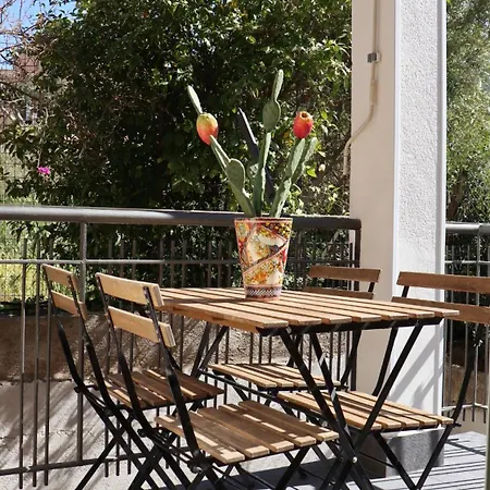 Cavour Holidays Apartment Cefalu